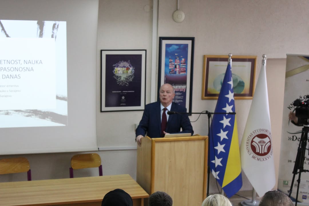 JU Specijalna biblioteka Behram-beg